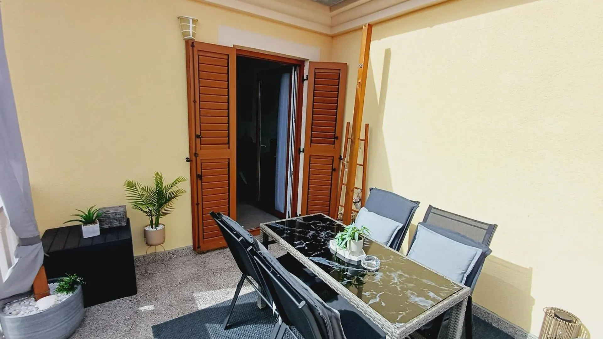 Apartment Ferienwohnung 16 Čižići Kroatien